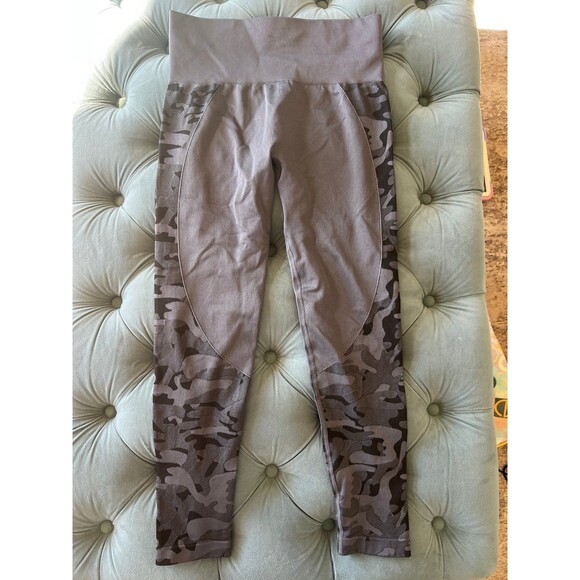 Zyia Active Seamless Leggings Women's Size Medium Gray Camo - Picture 3 of 4
